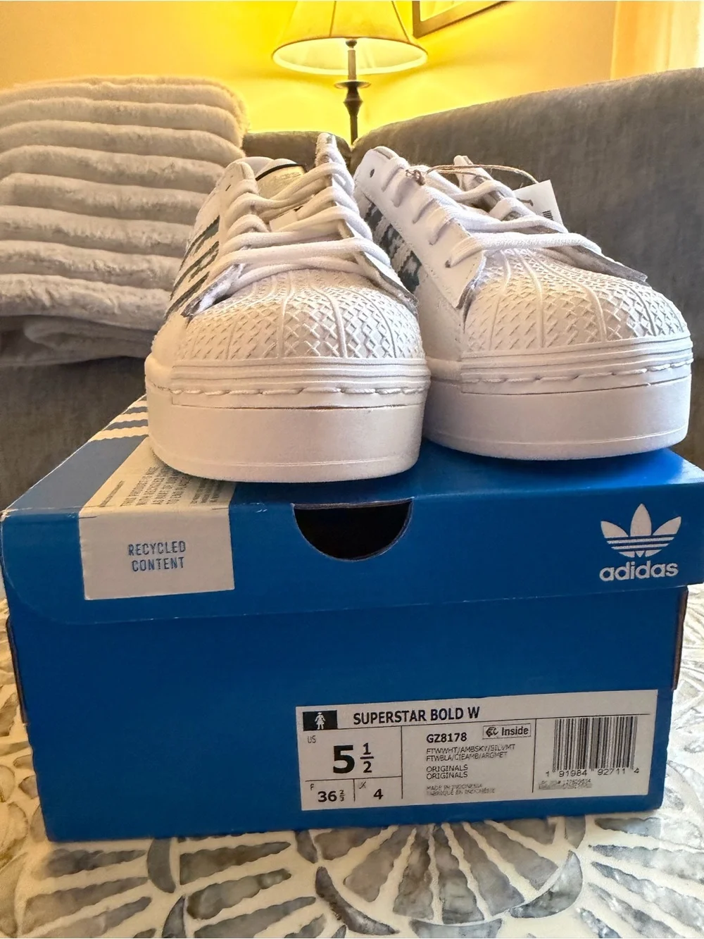 adidas Superstar Bold Dreamy Floral W White/Blue platform sneaker